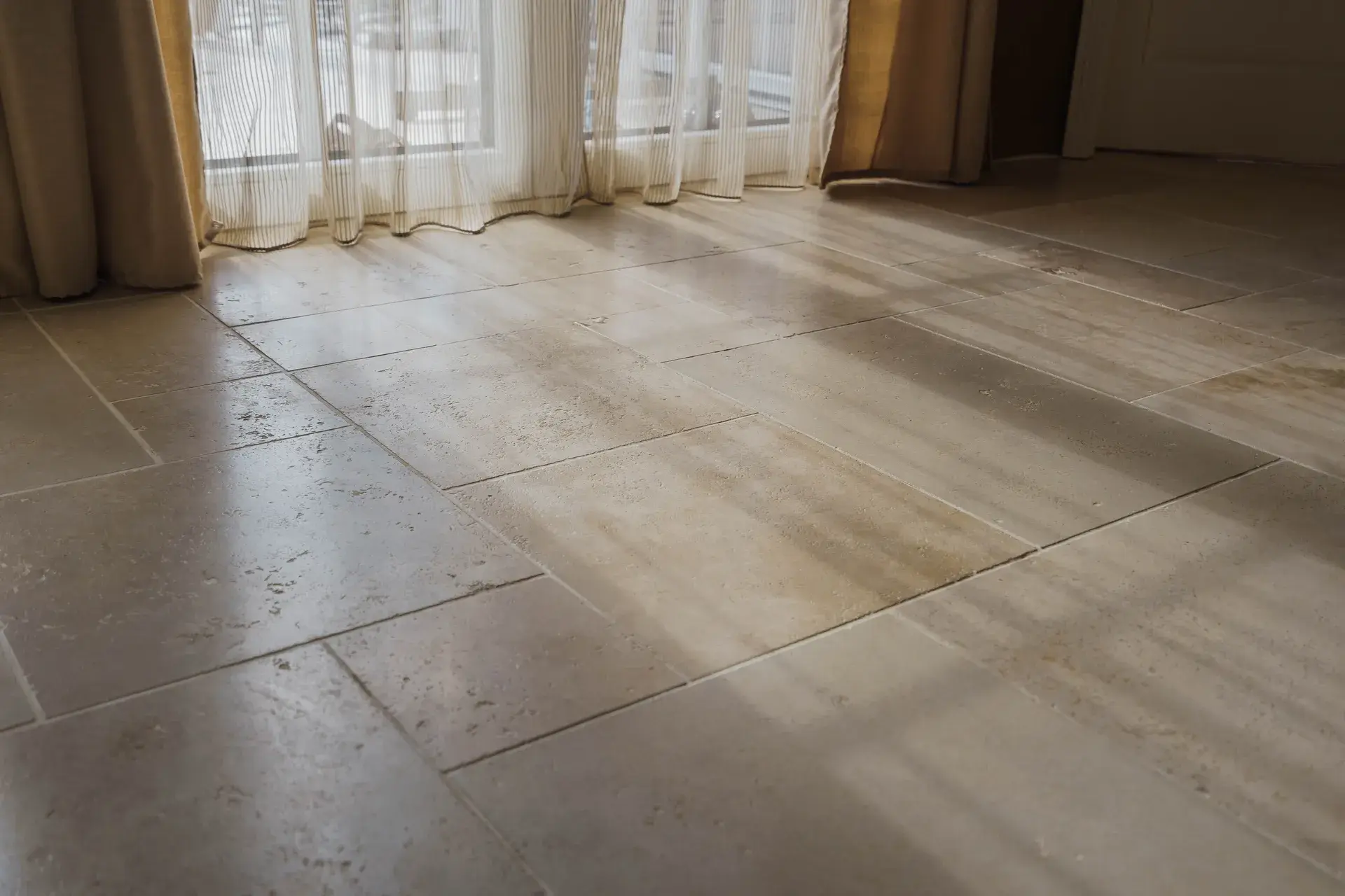 Keramične ploščice za tla