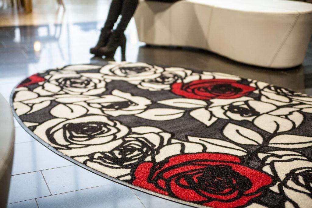 Predpražniki zunanji in notranji