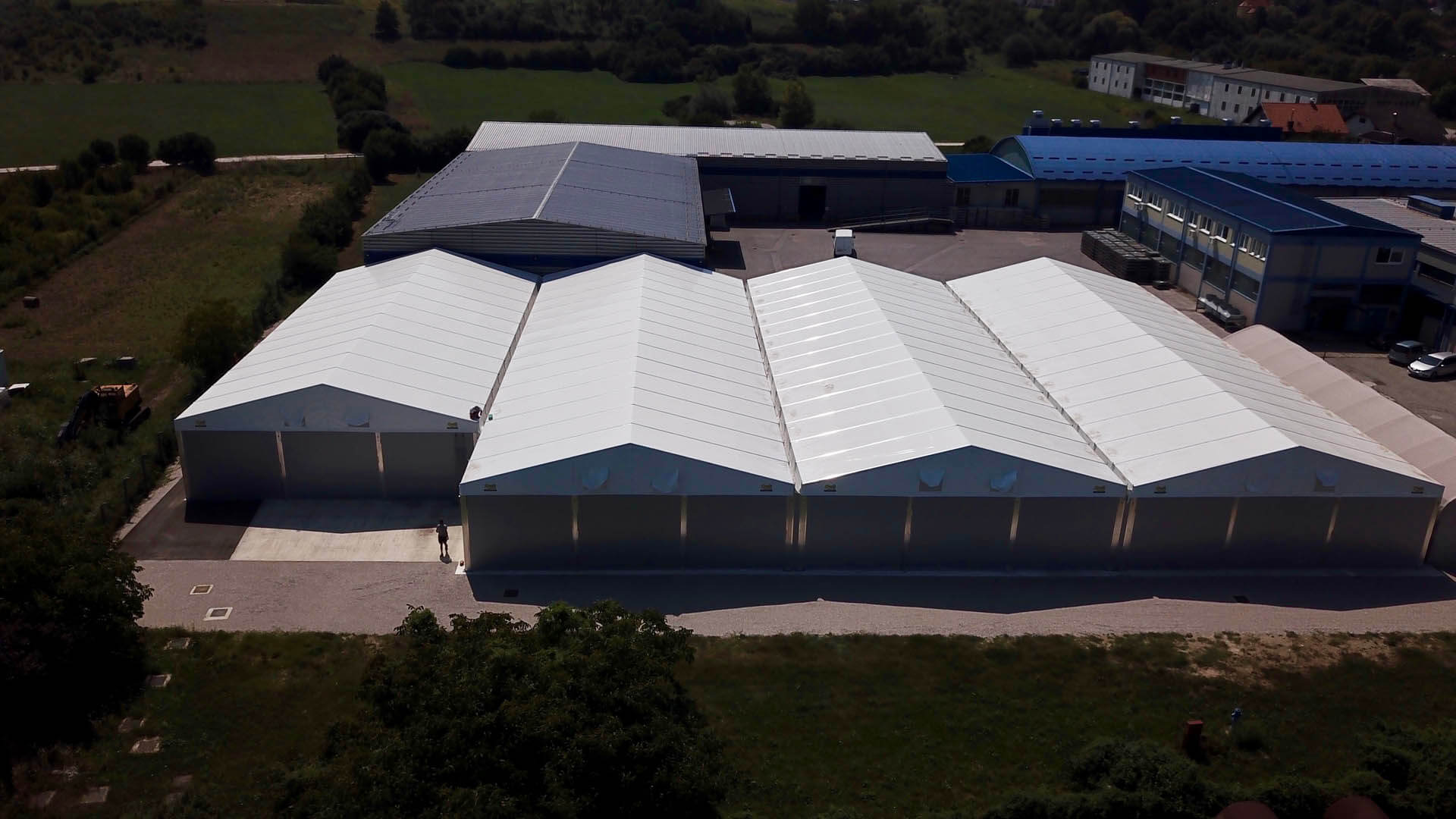 Skladiščni šotori najem