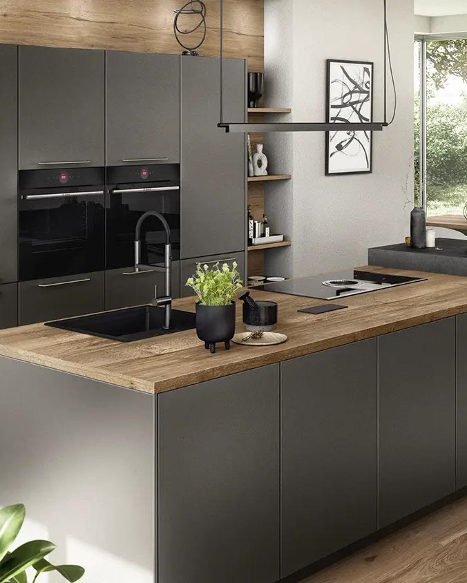 moderne-kuhinje-z-otokom-1