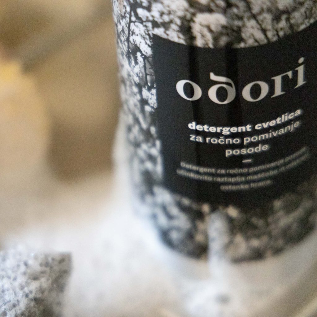 naravno-cistilo-za-posodo