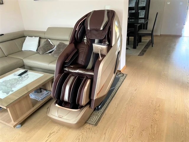 Električni masažni stol