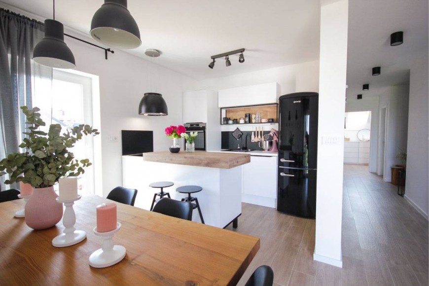 Skandinavska minimalistična kuhinja