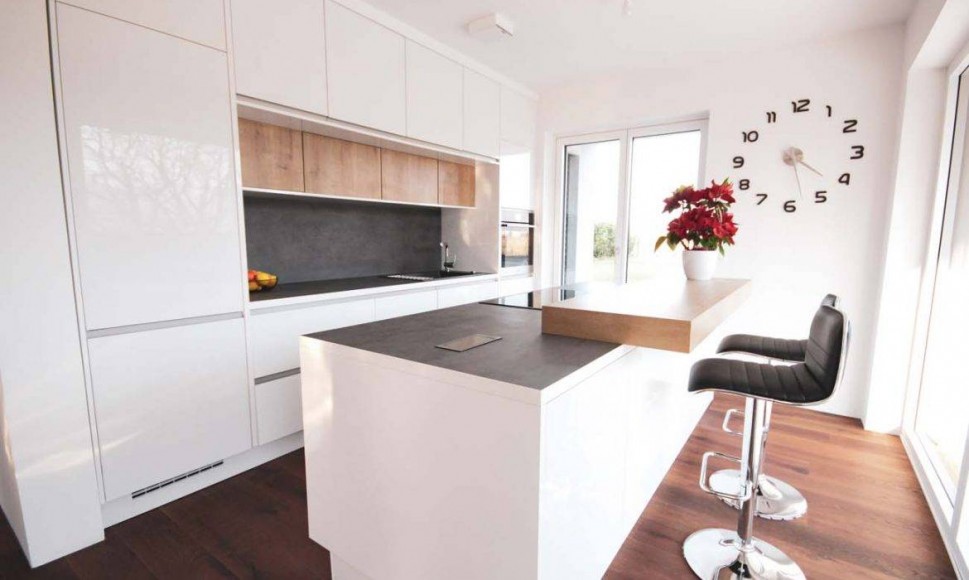 Moderna kuhinja visokega sijaja