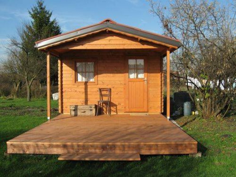 Vrtna hišica s teraso