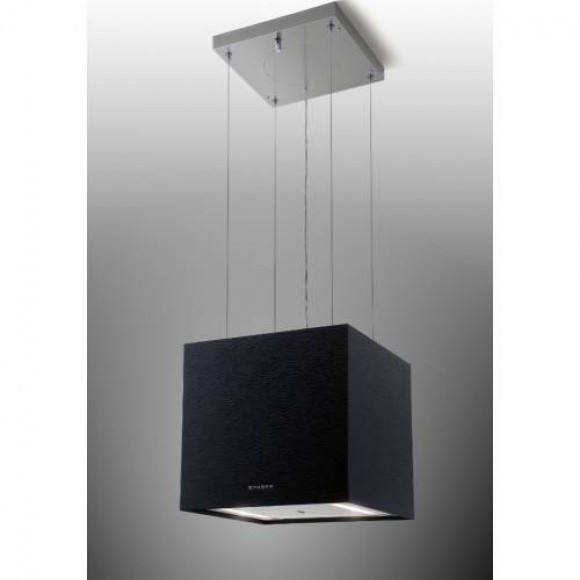 Kvadratna črna napa