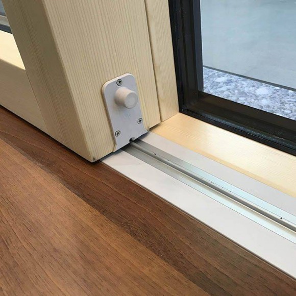 Fiksna panoramska stena