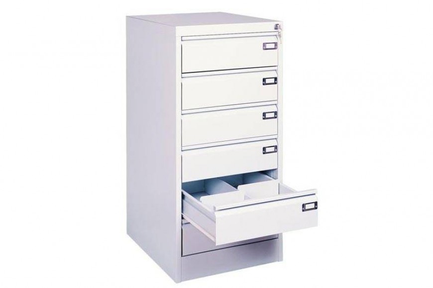 Kovinski predalnik za zdravstvo