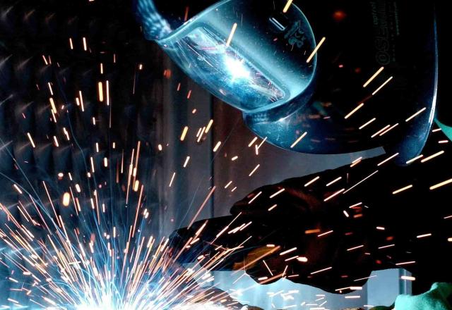 MIG MAG varilni aparat