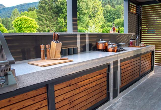 Letna kuhinja na vrtu