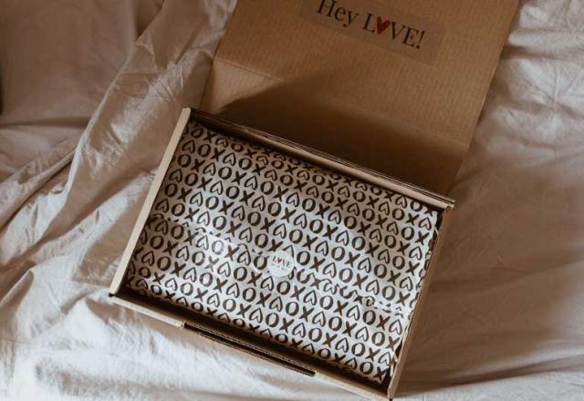 Kartonske darilne škatle so več kot le embalaža, zato izberite pametno