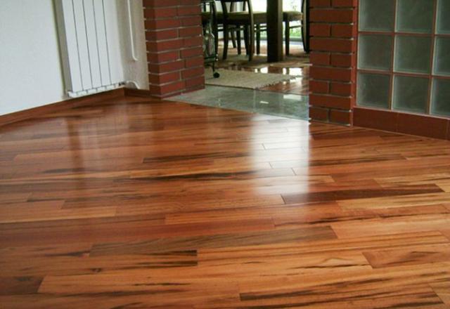 Oljenje parketa: ohranjanje naravne lepote vašega domovanja