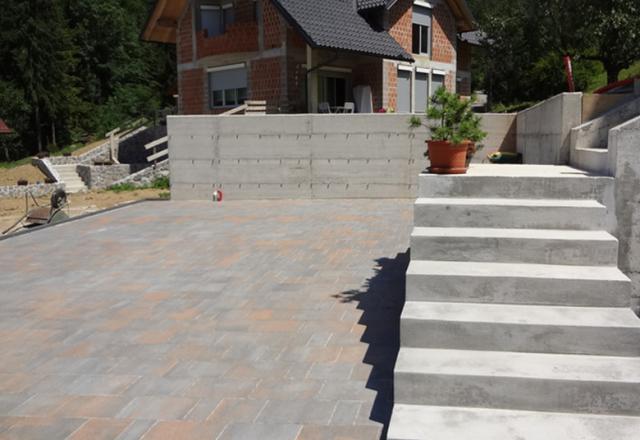 Urejanje okolice hiše je pomembno za njeno strukturno celovitost