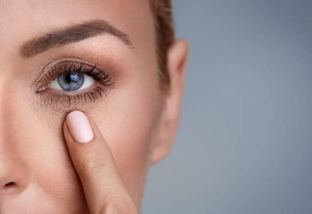 Korekcija vek poskrbi za estetsko popoln rezultat