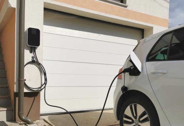 Polnilnice za električna vozila so lepega videza in enostavne za uporabo